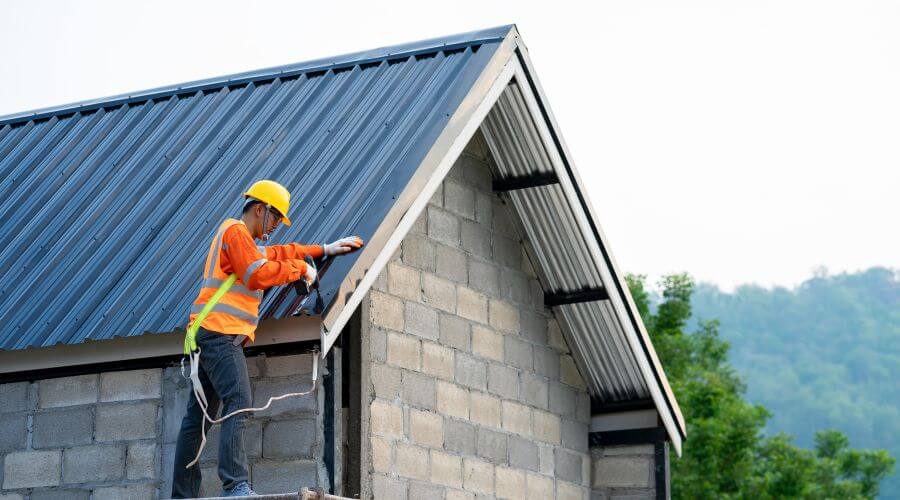 Professional Flat Roofing Installation in Oconto, NE
